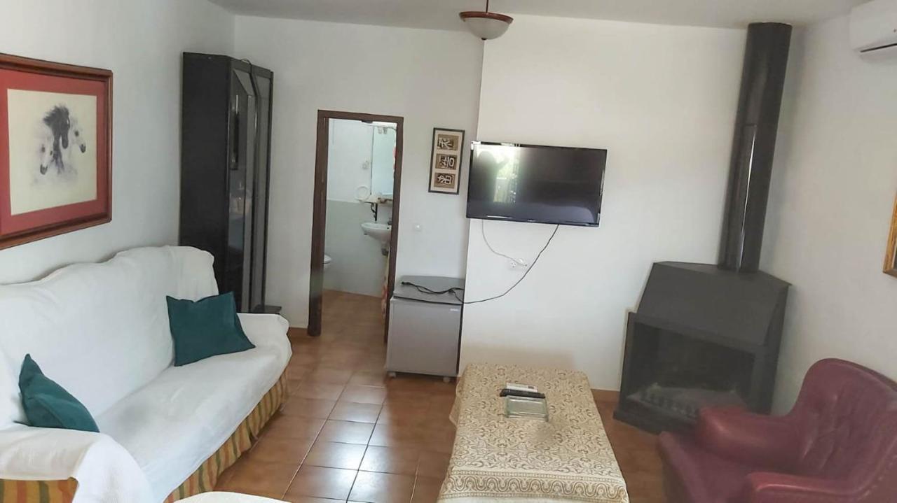 Casa Rural Los Caballos Finca Canca Alora Caminito Del Rey ภายนอก รูปภาพ